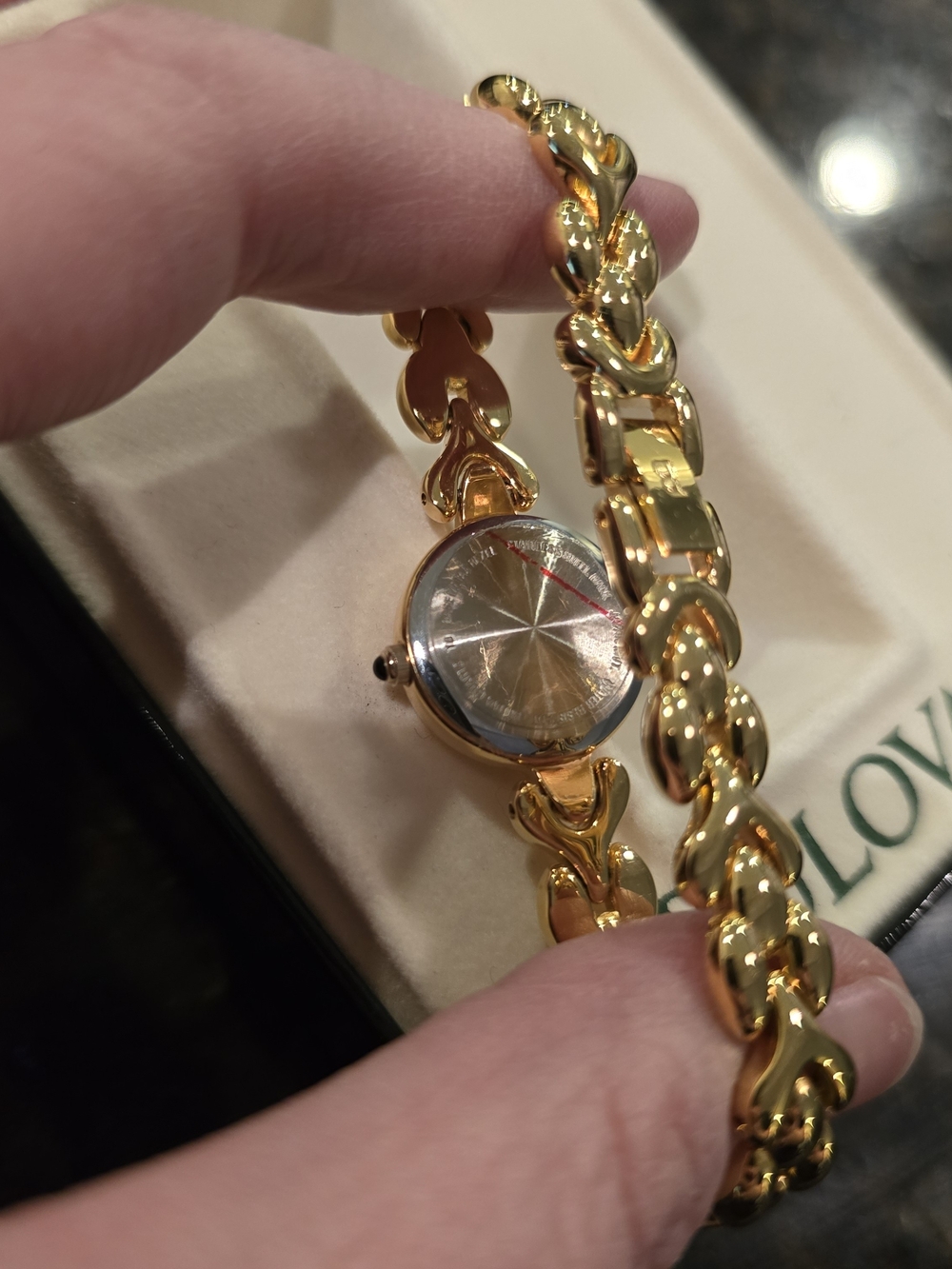 Bulova Women's Gold Bracelet Watch - Elegant Gold Tone - Picture 9 of 9